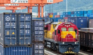 波兰见事态不对，迅速恢复中欧班列，后悔来不及了，财神爷要走